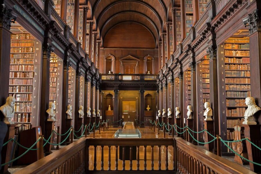 Dublin: Skip-the-line Book of Kells & Old Town Private Tour - Christ Church Cathedral and the crypts: the payoff on 4 and 5 hours