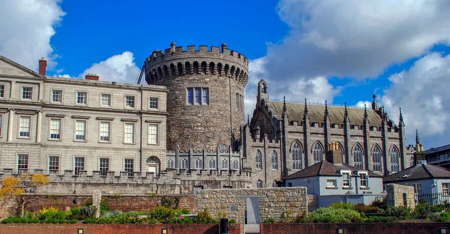 Dublin: St Patrick's, Book of Kells, and Dublin Castle Tour - Stop 1: St Patrick’s Cathedral, plus the best way to understand St Patrick