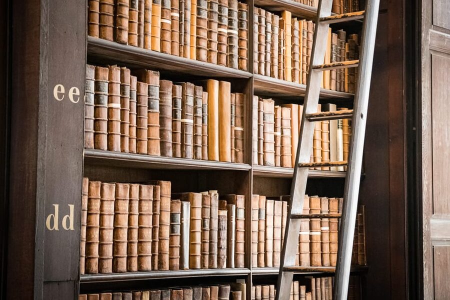 Dublin: St Patrick's, Book of Kells, and Dublin Castle Tour - Book of Kells timed entry: what to actually watch for