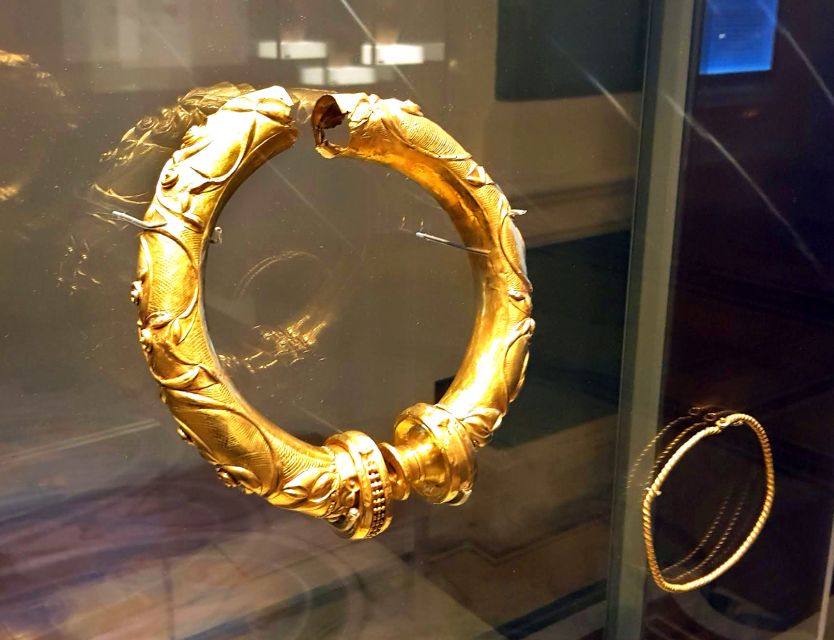 Dublin: Treasures of Ireland Museums Private Tour - Where You Start on Merrion Square West, and How the Pace Works