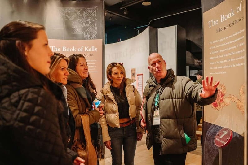 Dublin: Trinity College, Castle, Guinness and Whiskey Tour - Key highlights to look for