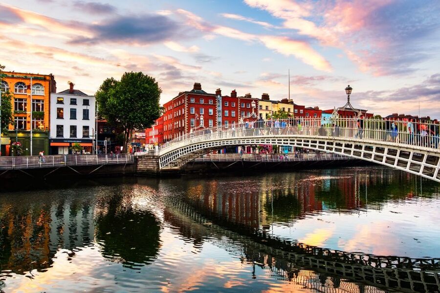 Eco Bike Tour of Dublin City Top Attractions and Nature - Practical ride tips for Dublin streets and park stops