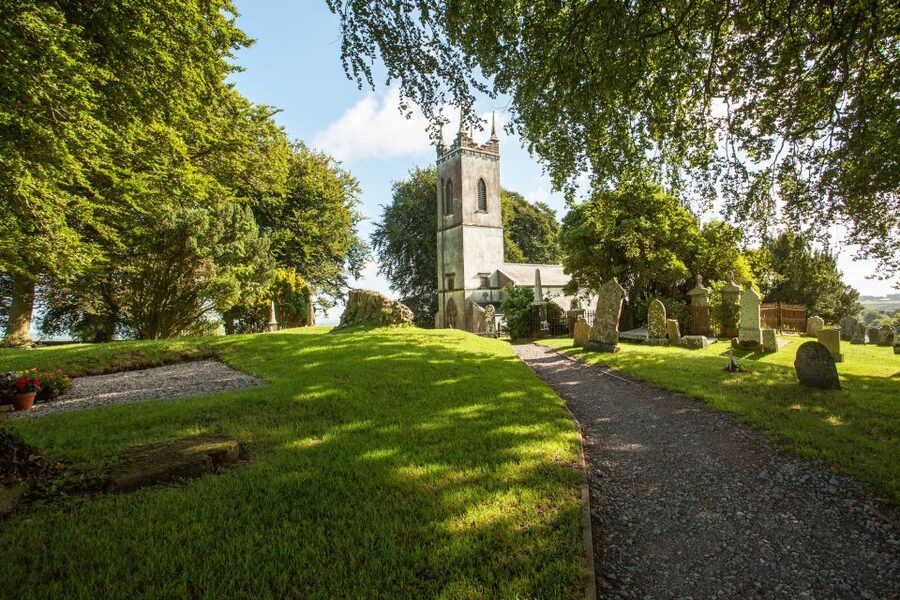 From Dublin: Celtic Boyne Valley and Ancient Sites Tour - Starting at Molly Malone and How the Coach Setup Helps