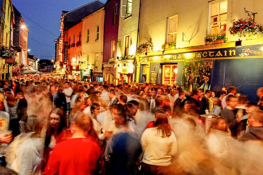 From Dublin: Galway and Kerry 3-Day Budget Tour - Day 1: Connemara to Galway, with mine history and pub music
