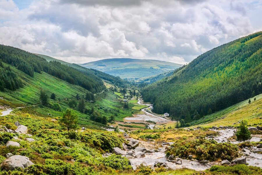 From Dublin: Wicklow Mountains, Glendalough & Kilkenny Tour - Kilkenny on Foot: Medieval Streets, Castle Grounds, and Lunch Choices