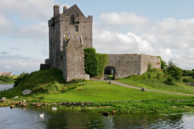 Full-Day Private Tour in West Coast of Ireland - A West Coast Day From Dublin That Feels Like Your Own Road Trip