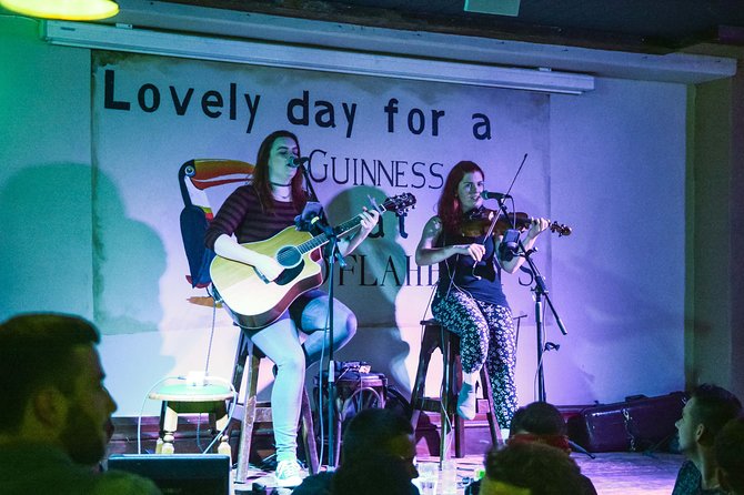 Generation Pub Crawl Dublin - Temple Bar first, locals later, and why that mix feels smart