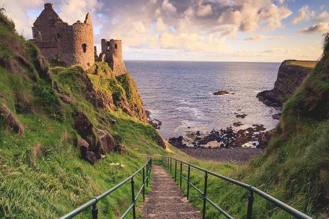 Giant's Causeway Day Tour from Dublin - Belfast on a timer: what you can do with about 60 minutes