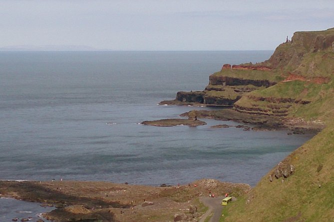 Giants Causeway and Belfast Private Tour from Dublin - A long day that makes sense: Belfast plus Giants Causeway from Dublin