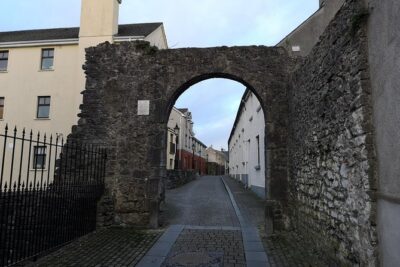 Guided tour of Kilkenny in French with an Irish guide