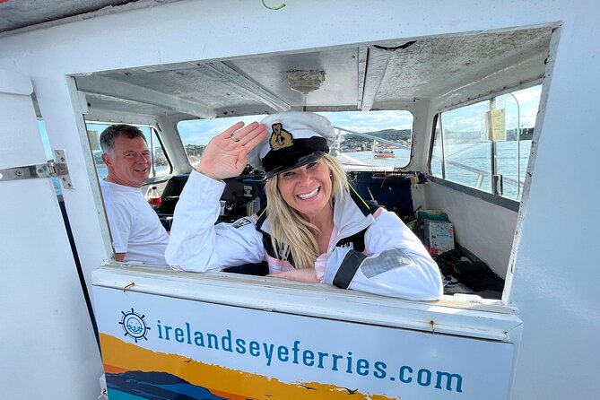 Howth Coastal Boat Tour (Ireland's Eye Ferries 50 mins trip) - Skippers and stories: when the guide makes the coast click