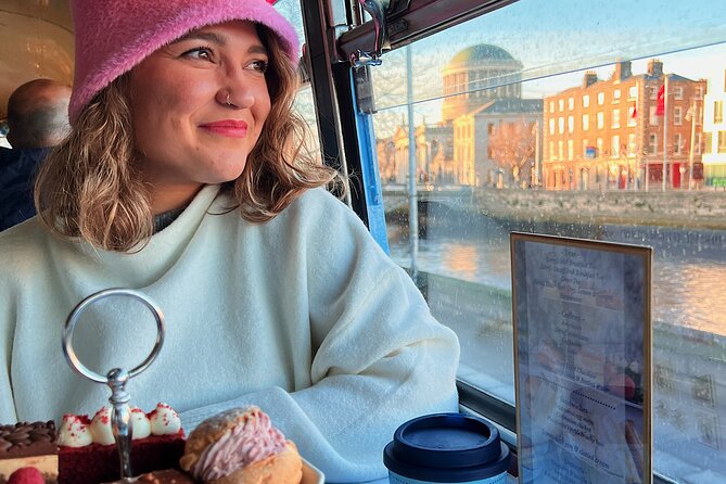 Irish Afternoon Tea on 1960s Vintage Bus in Dublin - Stop 2: Trinity College Dublin, seeing the campus area without the crowds