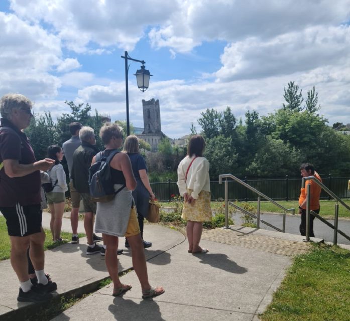 Kilkenny: Historical Highlights Walking Tour - Key highlights to look for