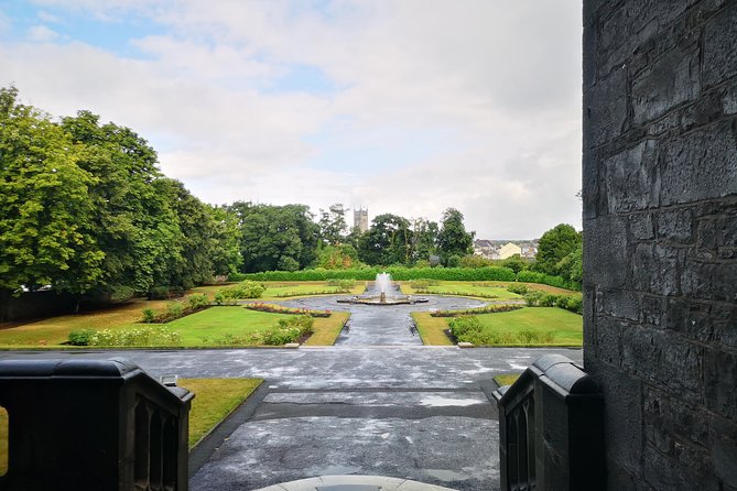 Kilkenny Walking Tour with Local Certified Guide - The walking experience in medieval Kilkenny: short stops, steady pace