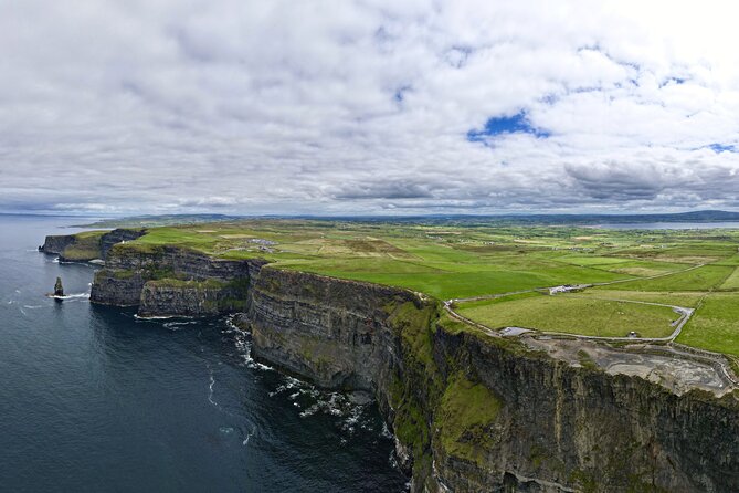 Private Chauffeur Cliffs of Moher Tour & Galway from Dublin - Seán’s Bar in Athlone: why this pub stop feels like a time machine