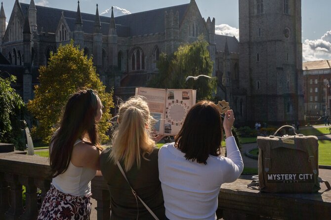 Private Dublin Treasure Hunt Self Guided Tour - The Two-Hour Loop, How the Walk Builds From Clue to Clue