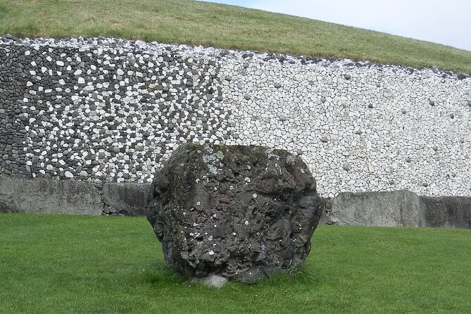 Private Luxury Tour of Newgrange and The Hill of Tara - Meeting up in Dublin and getting to the Boyne Valley on your schedule