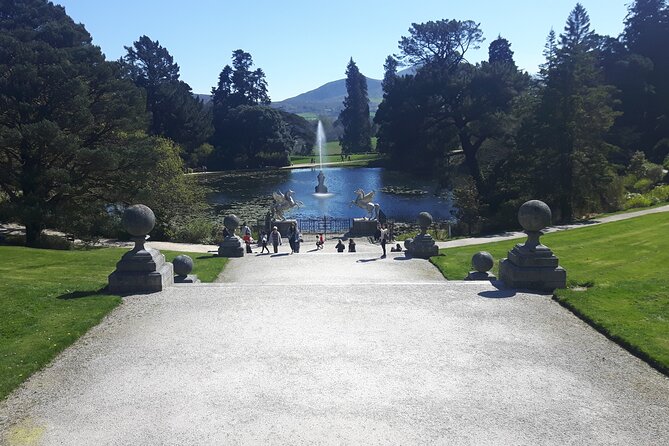 Private Tour of Glendalough and Powerscourt Gardens, (1-7 ppl) - From Dublin to Wicklow Mountains: how the drive sets the tone
