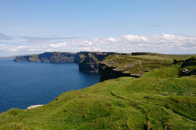 Private tour to the Cliffs of Moher guided in Spanish - Key things that stand out