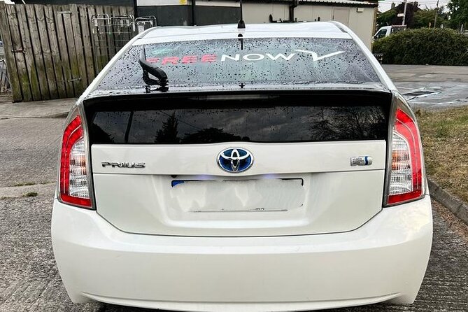 Private Transport from Dublin City to Dublin Airport - Comfort and style: luggage help, service animals, and a private setup