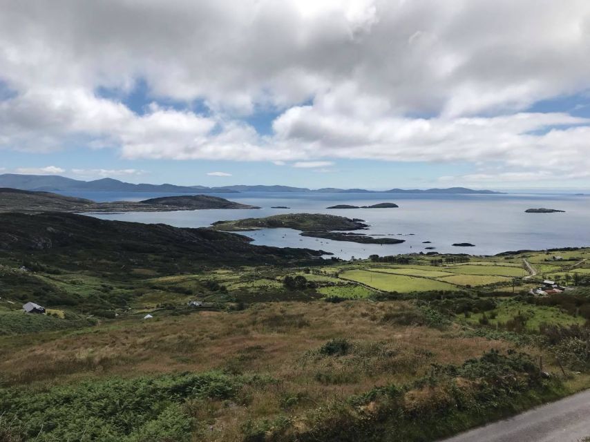 Rail Tour from Dublin: The Ring of Kerry - Moll’s Gap and Ladies View: classic viewpoints, quick chances to savor them