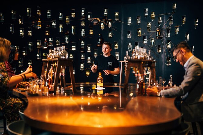 Roe & Co Distillery Experiences - Two workshop paths: blending in Room 106 or building your taste profile