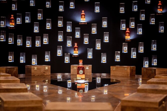 Roe & Co Distillery Experiences - From workshop to a signature serve at the Power House Bar