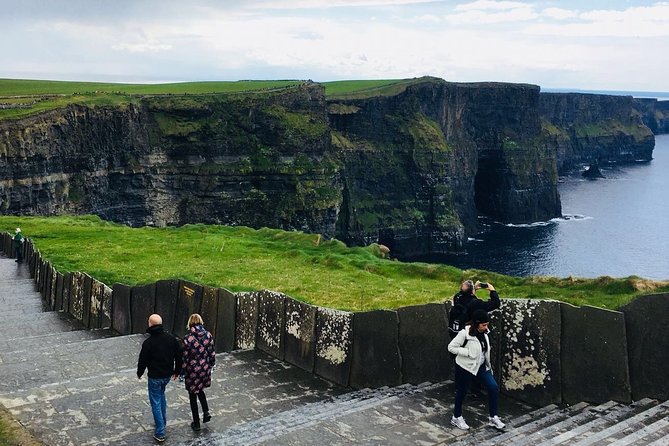 Scogliere di moher e Galway in italiano - Price and value: what $102.96 covers, and what you pay for separately