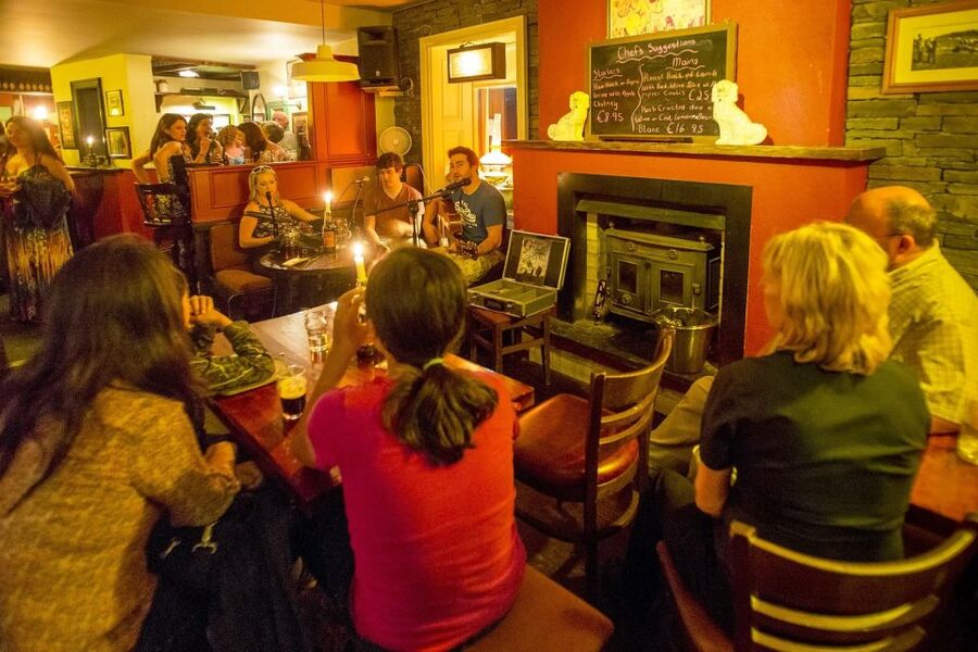 South Western Ireland: 4 Days from Galway to Kerry - Day 4: Horse and cart optional ride, Blarney Castle, then Golden Vale and Rock of Dunamase