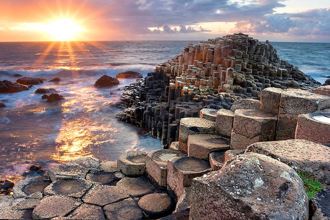 Spanish Belfast And Giants Causeway Tour - Stop 1: Dunluce Castle photo stop (10 minutes, no admission)