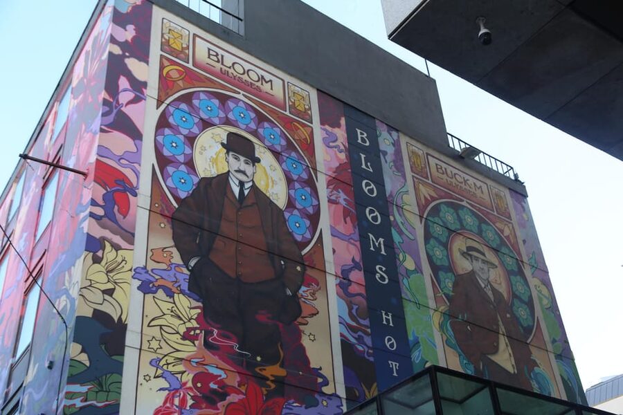 Street Art Walking Tour - What you learn about murals, graffiti, stickers, and paste-ups