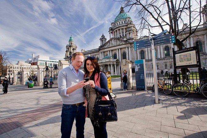 The Giant's Causeway, Dunluce Castel and Belfast - Spanish guide - Key Things You Should Know Before You Go