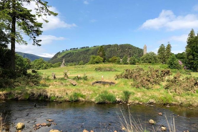 Wicklow Mountains & Glendalough Luxury Private Day Tour - Johnnie Fox’s, Highest Pub in Ireland: End the Day With Guinness